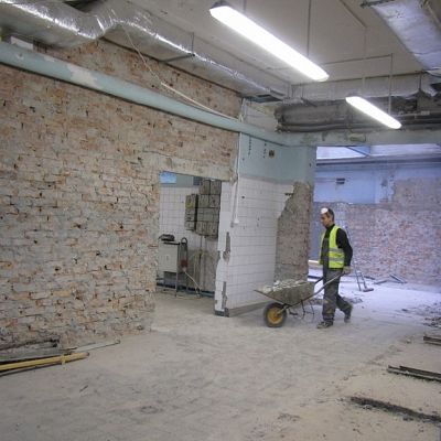 Rozpoczęto przebudowę budynku po byłej pralni na potrzeby Działu Fizjoterapii